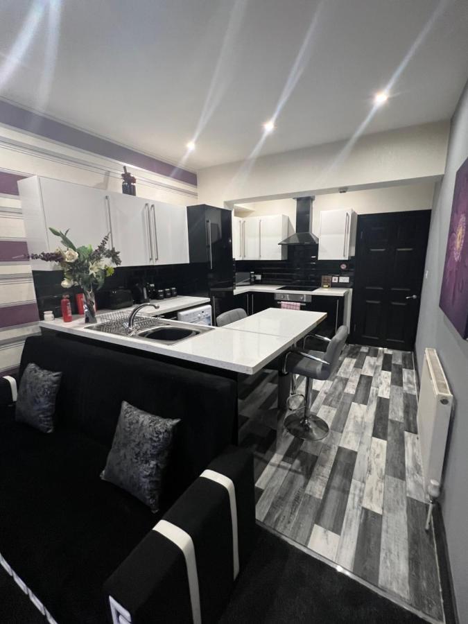 Boutique Blackpool 2 Bed Grey Apartment Sleeps 10 Eksteriør bilde